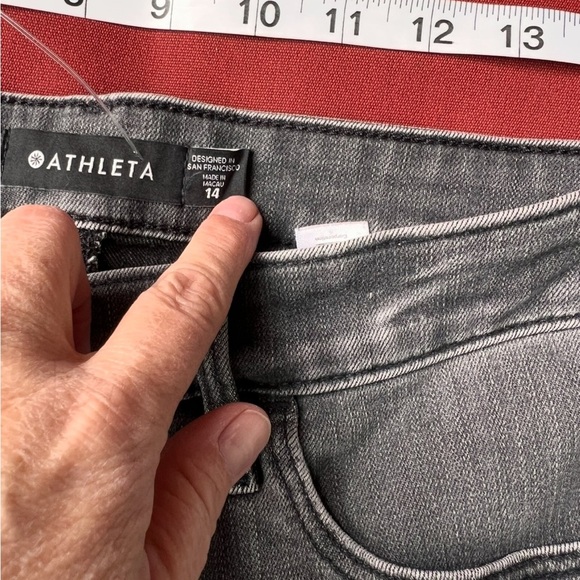 Athleta Gray Denim Jeans Size 14 - Picture 4 of 5
